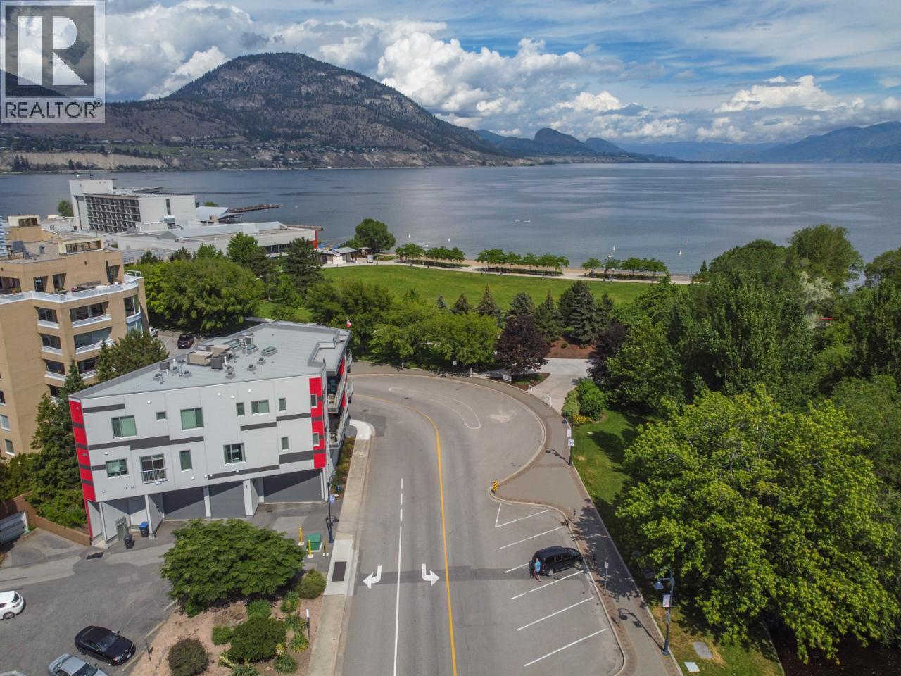 88 Lakeshore Dr, Penticton, BC V2A 1B5