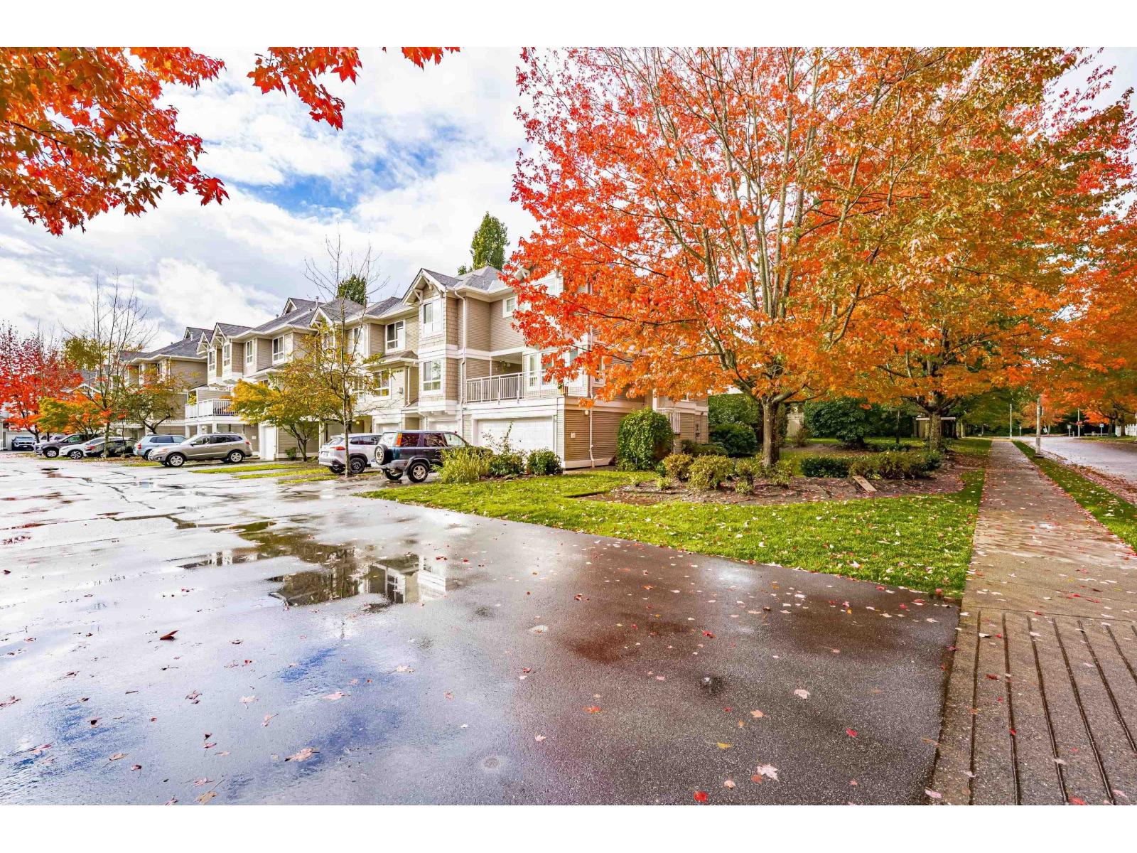 20890 57 Avenue Unit 32, Langley, BC V3A 8M7