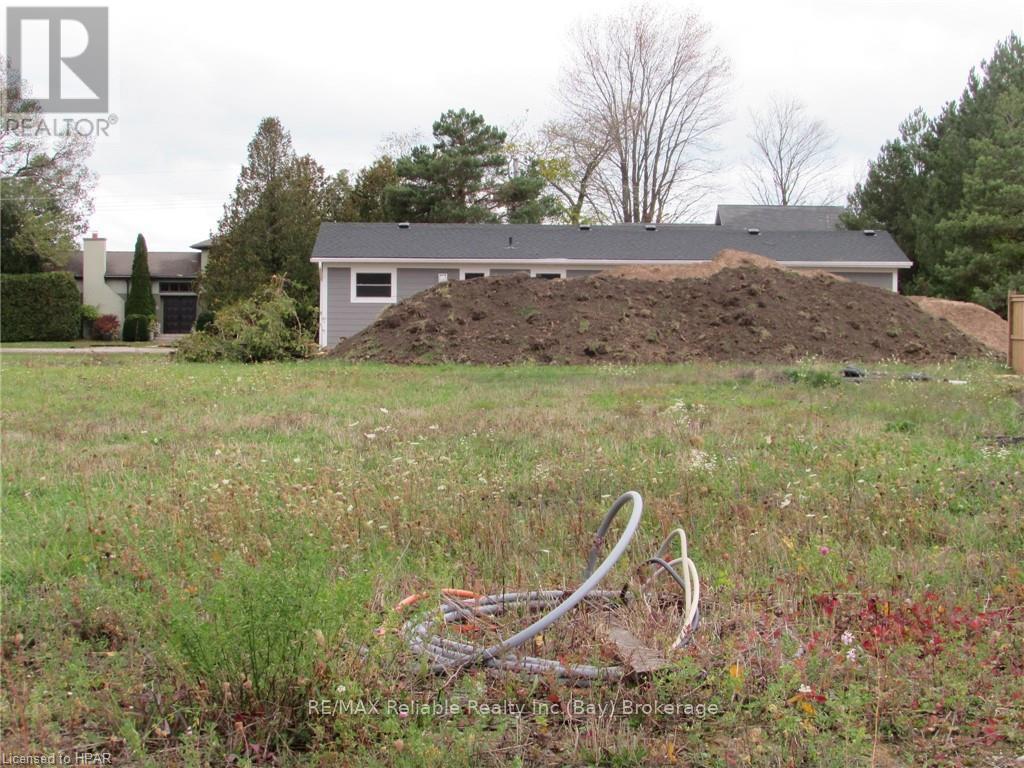 28 Thimbleweed Dr, Bluewater Bayfield, ON N0K 1G0