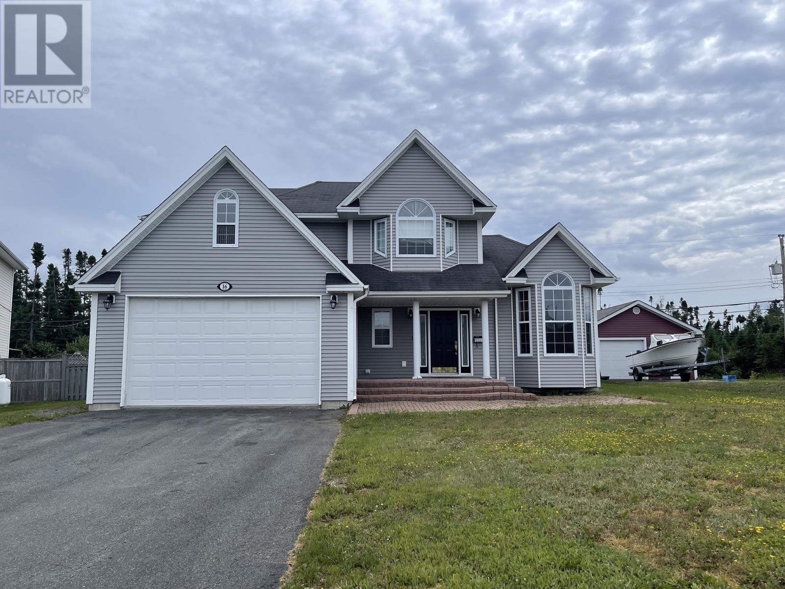 16 Tully Pl, Gander, NL A1V 2X1