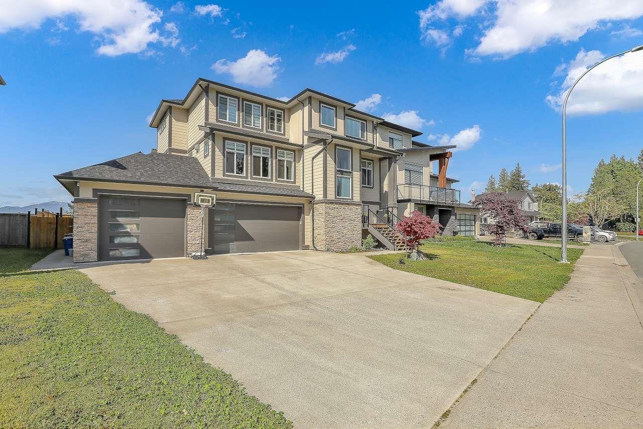 47271 Swallow Placelittle Mtn, Chilliwack, BC V2P 7W9