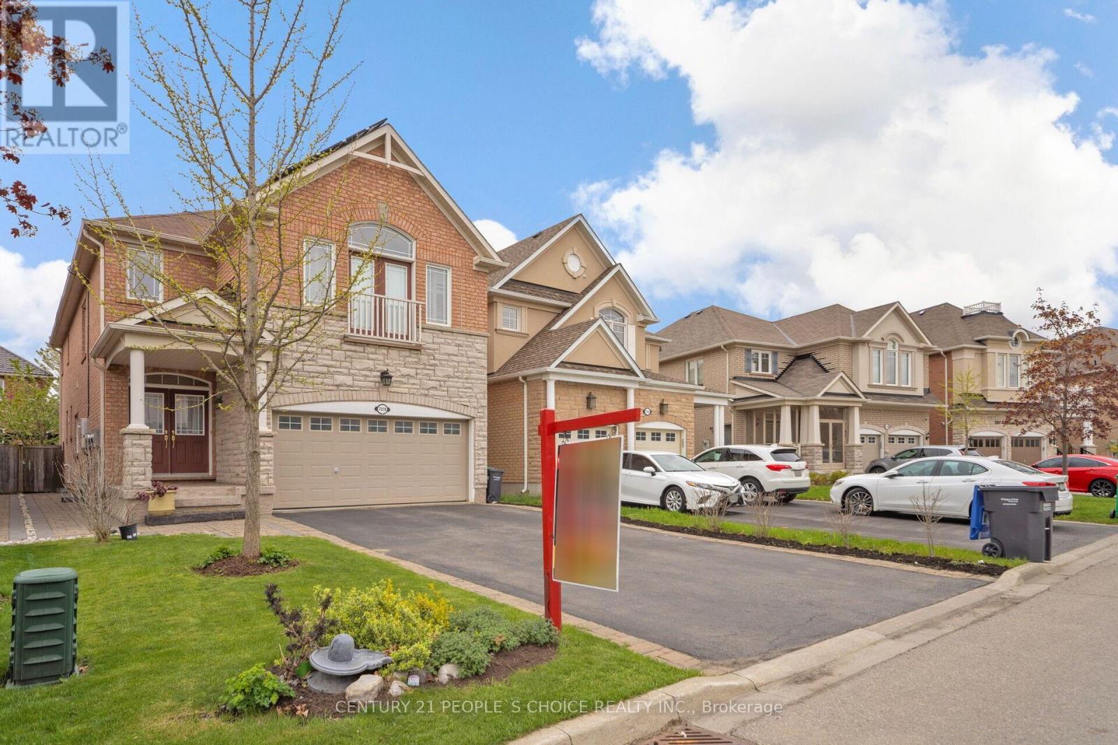 7278 Saint Barbara Blvd, Mississauga, ON L5W 0C1