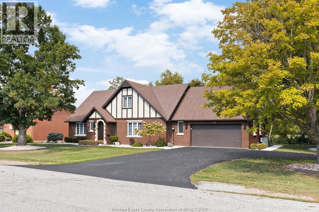 106 Kael, Essex, ON N0R 1G0
