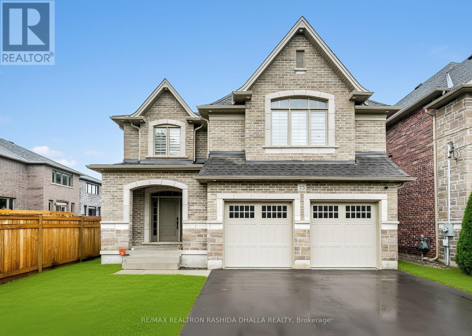 773 Adelaide Ave W, Oshawa, ON L1J 6S1