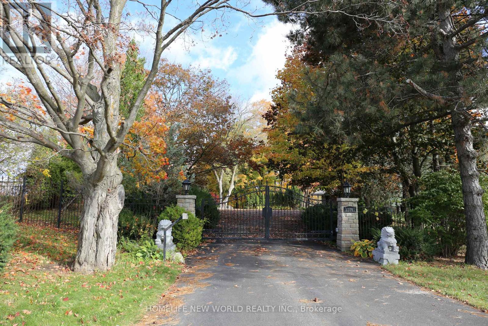 13867 Woodbine Ave, Whitchurch-stouffville, ON L0H 1G0