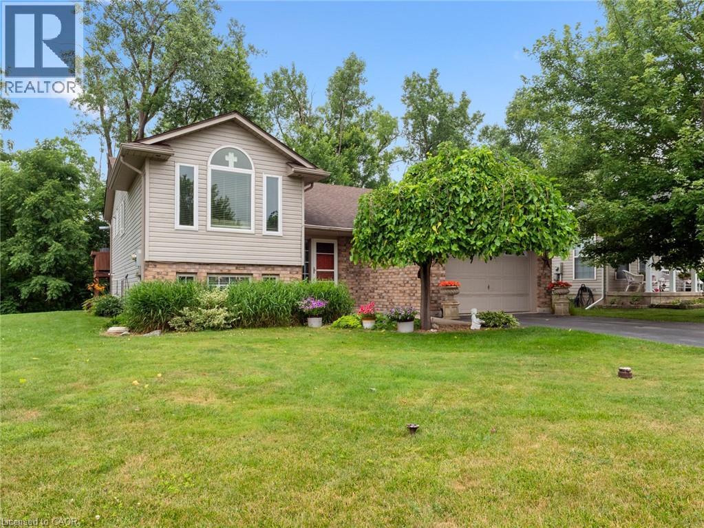 7 Rochelle Cres, Fort Erie, ON L0S 1N0