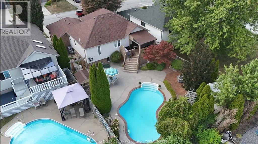 710 Revland Dr, Tecumseh, ON N8N 5B1
