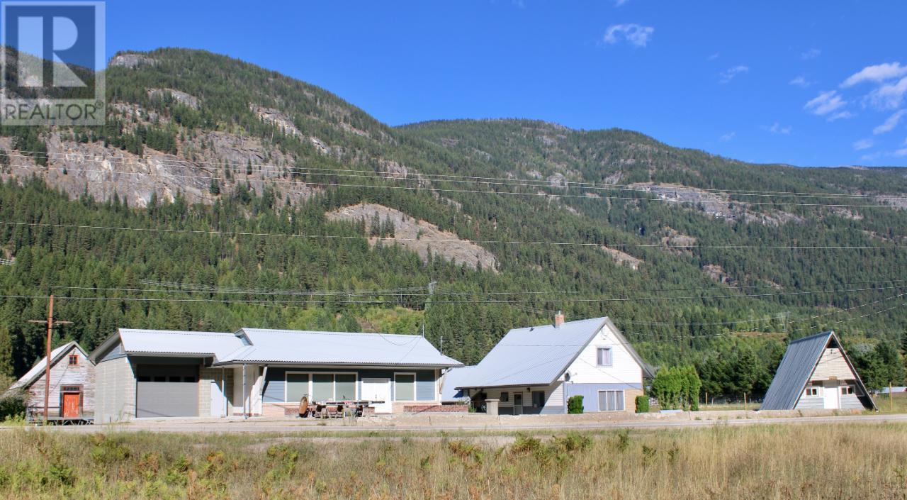 6 Highway Unit 3152, Slocan Park, BC V0G 2E0