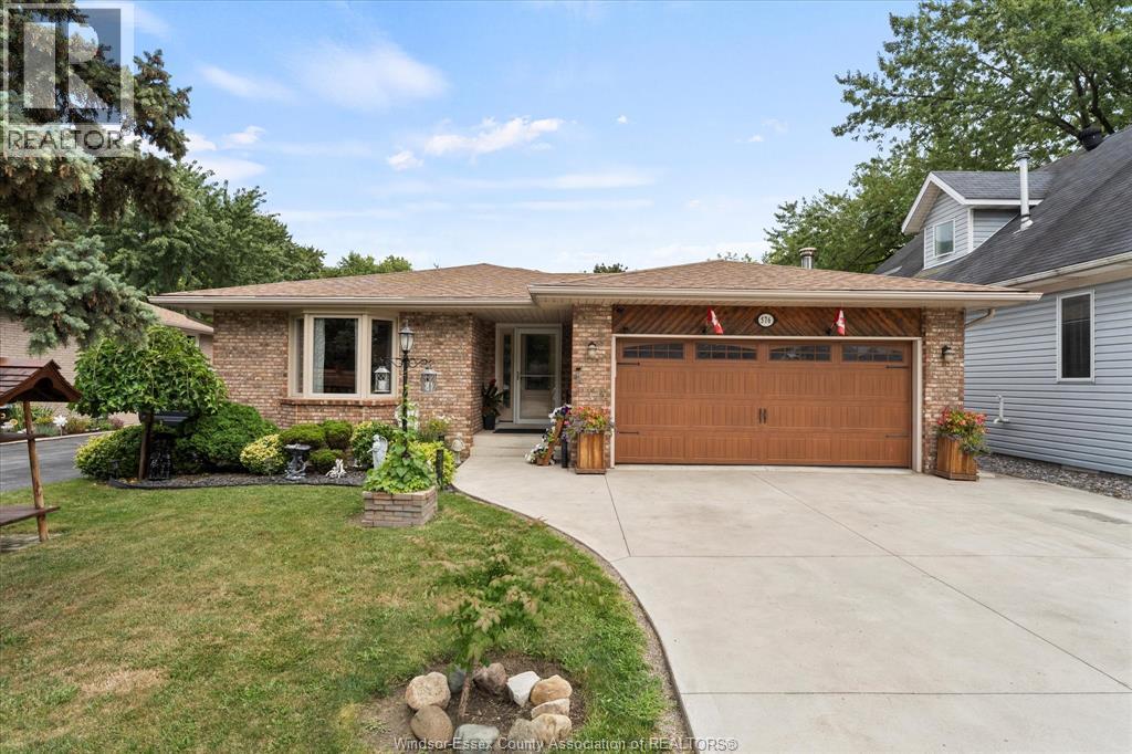 576 Lesperance, Tecumseh, ON N8N 1W4