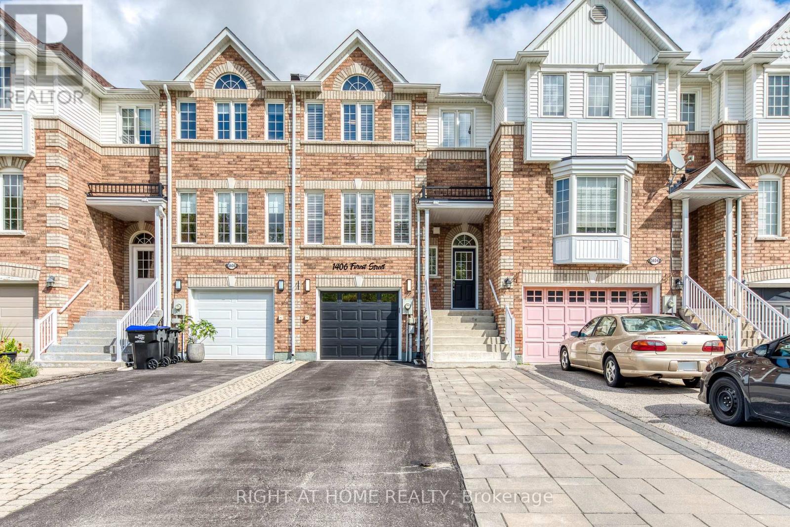 1406 Forest St, Innisfil, ON L9S 4Y4