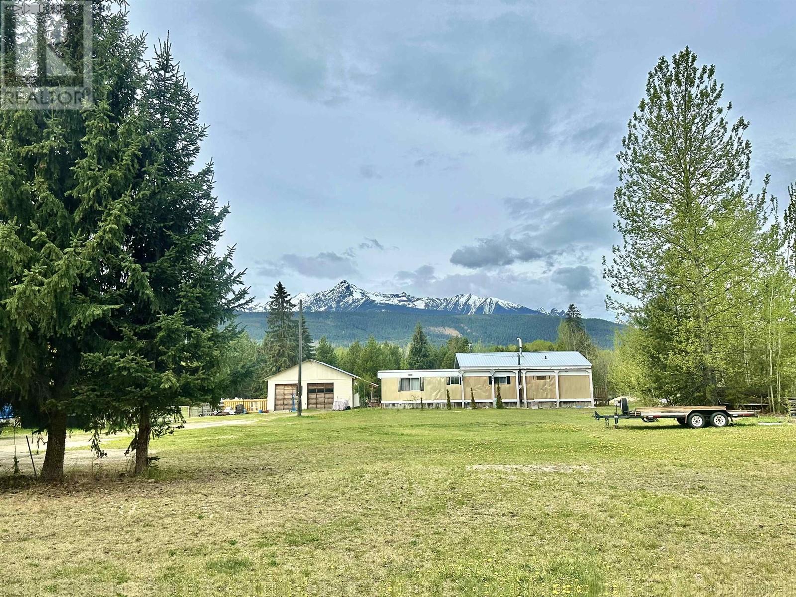 1355 King Rd, Valemount, BC V0E 2Z0