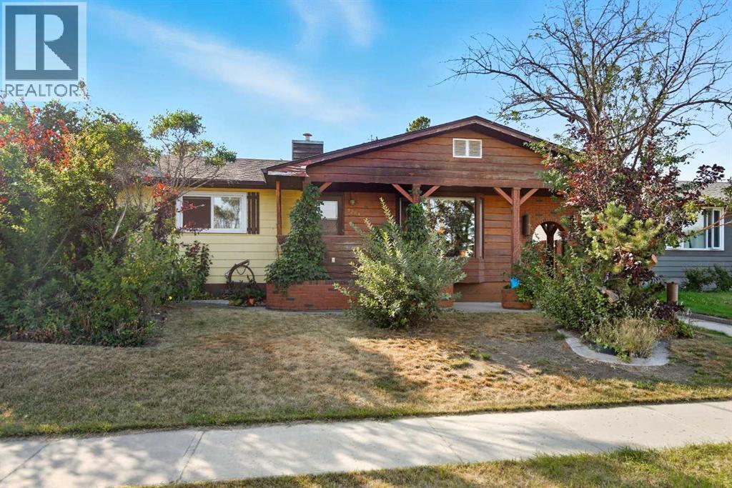 5224 East Ave, Blackfalds, AB T0M 0J0