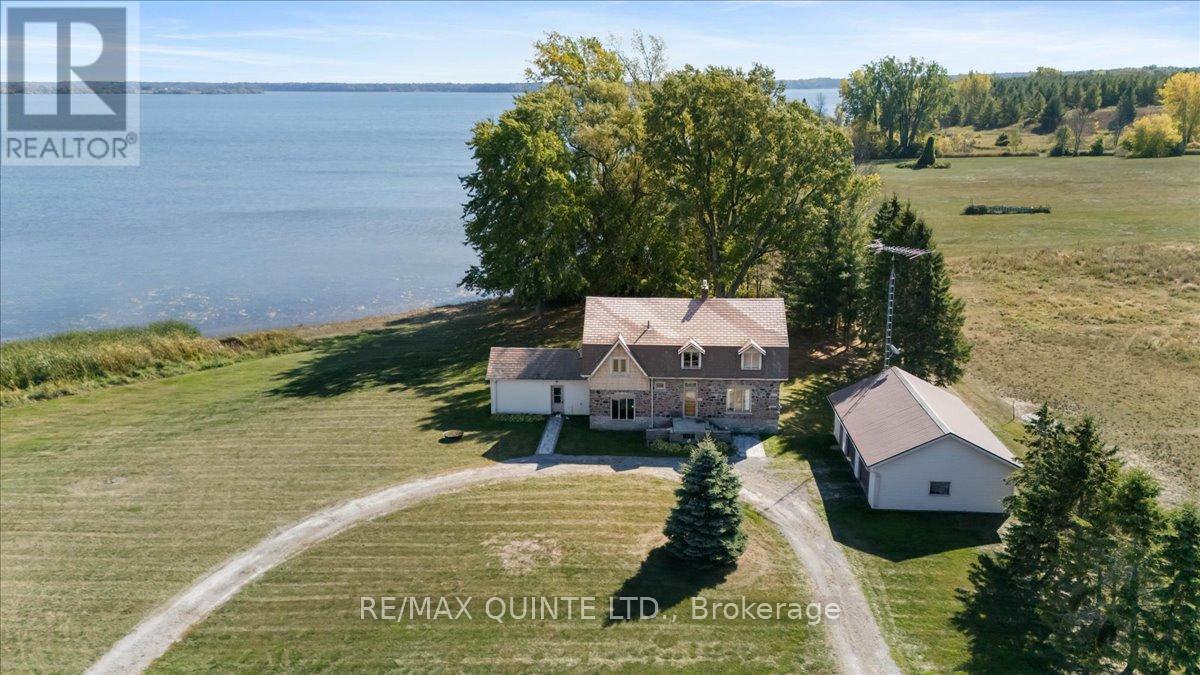 1120 Huffs Island Rd, Prince Edward County Ameliasburg Ward, ON K8N 4Z7