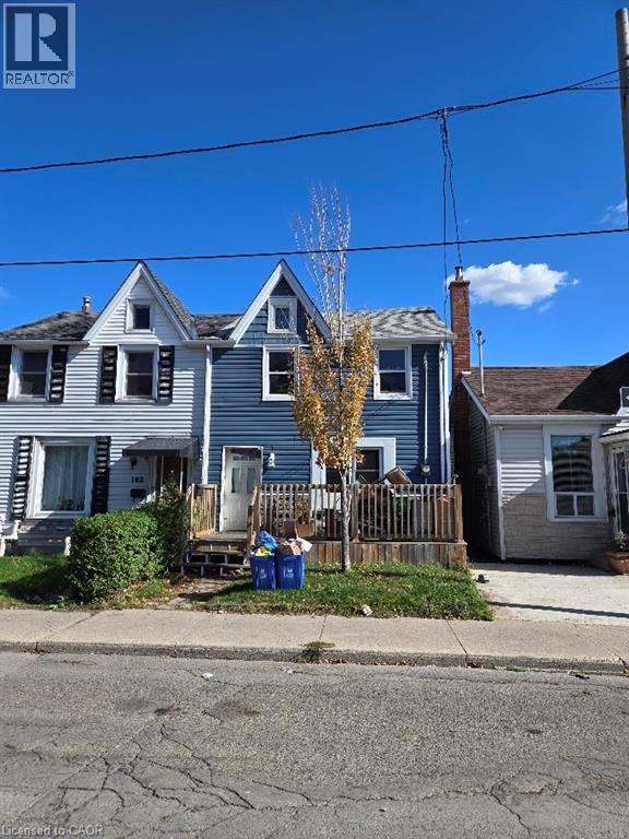 160 Sanford Ave N, Hamilton, ON L8L 5Z7