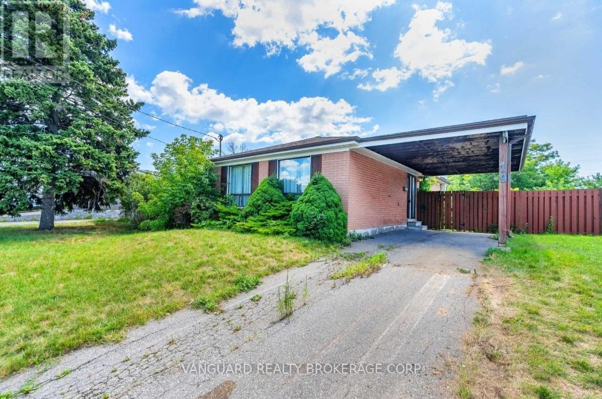 19 Checkers Ct, Toronto, ON M3N 1P9