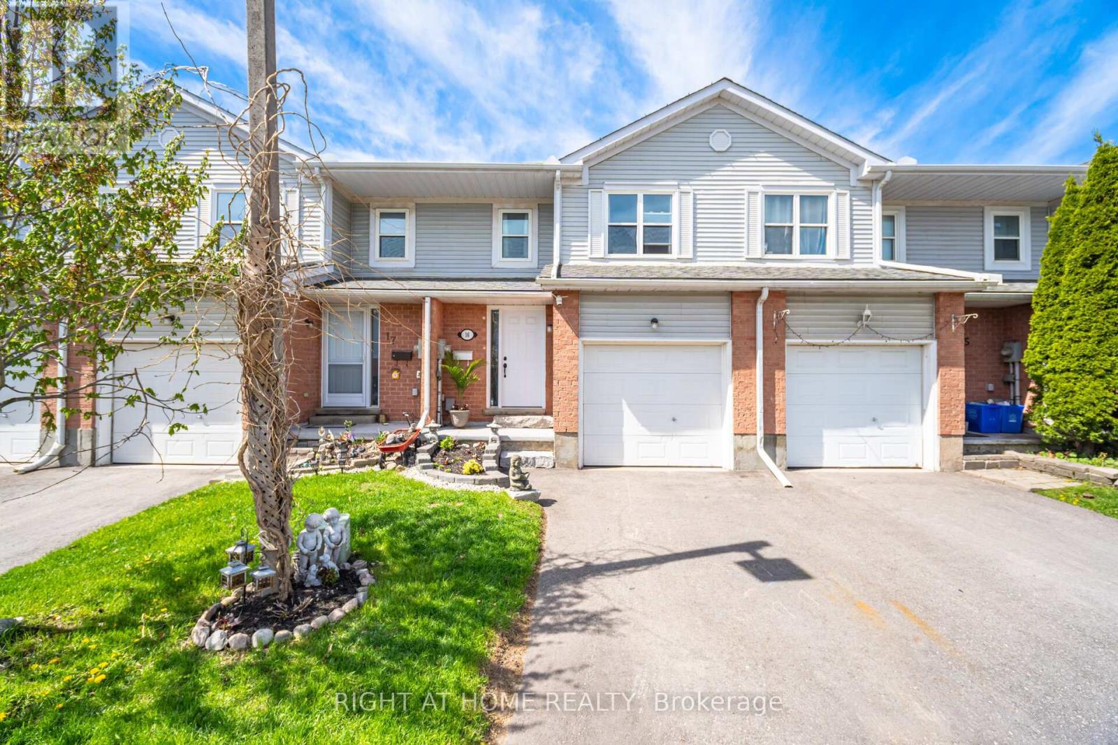 16 100 Century Dr, Orangeville, ON L9W 4L2