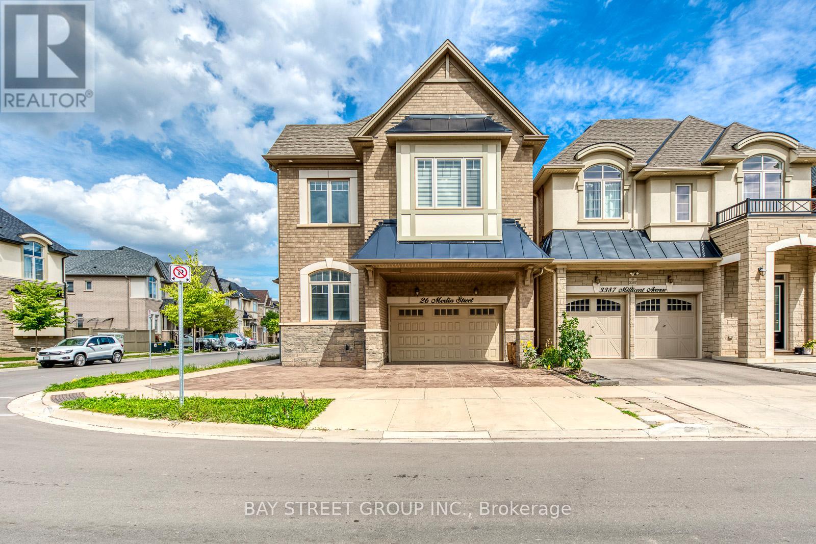 26 Merlin St, Oakville Go Glenorchy, ON L6H 0Z3