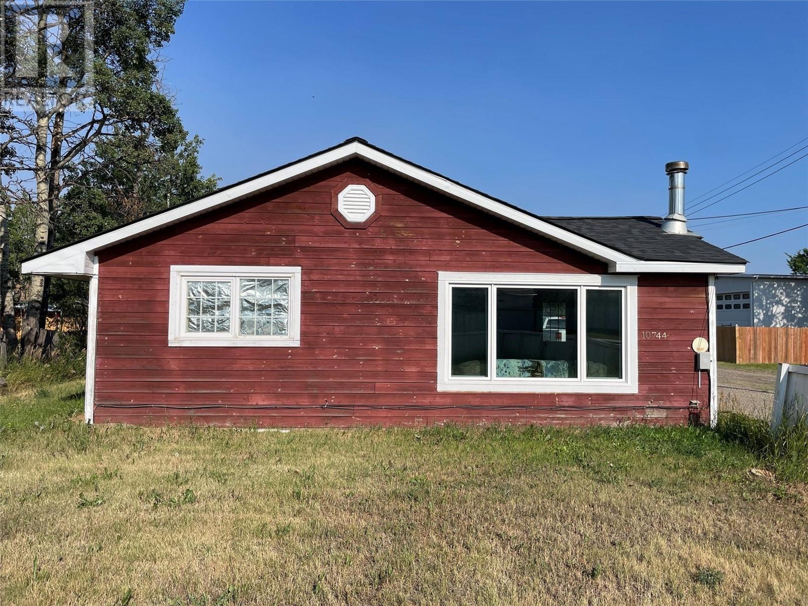 17 Street Unit 10744, Dawson Creek, BC V1G 4C5