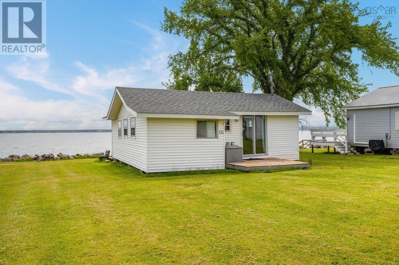 54 Poplar Ln, Brule Point, NS B0K 1V0