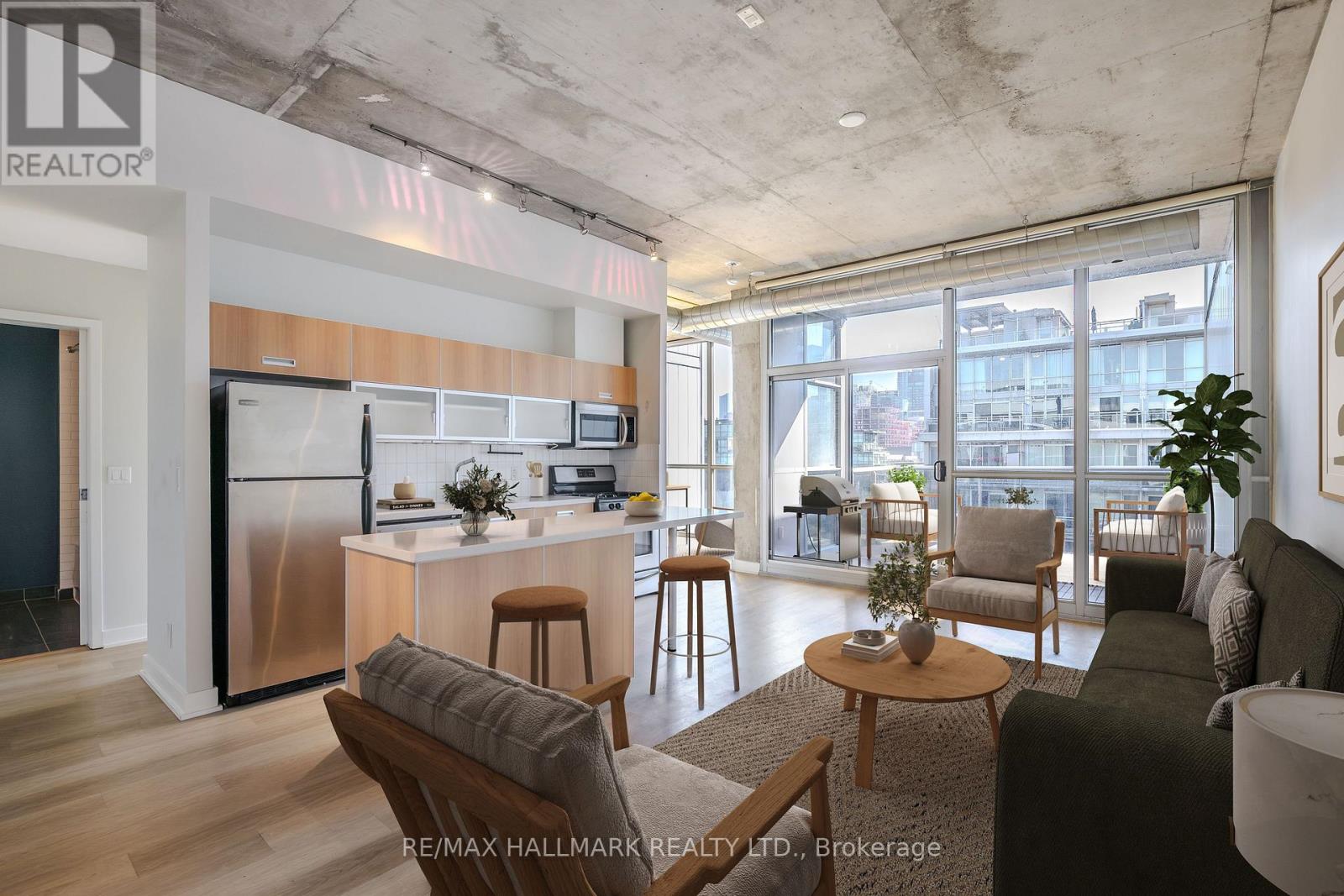 910 60 Bathurst St, Toronto, ON M5V 2P7