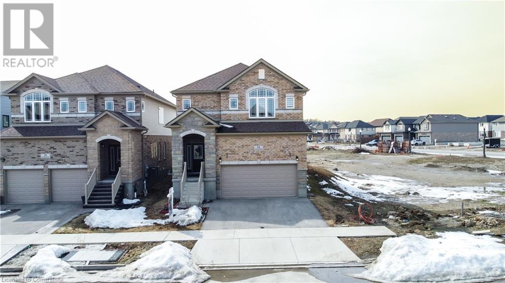 14 Waterbow Trl, Kitchener, ON N2A 0K7