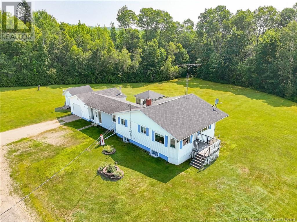 22 Carvell Rd, Mcadam, NB E6J 1Z8