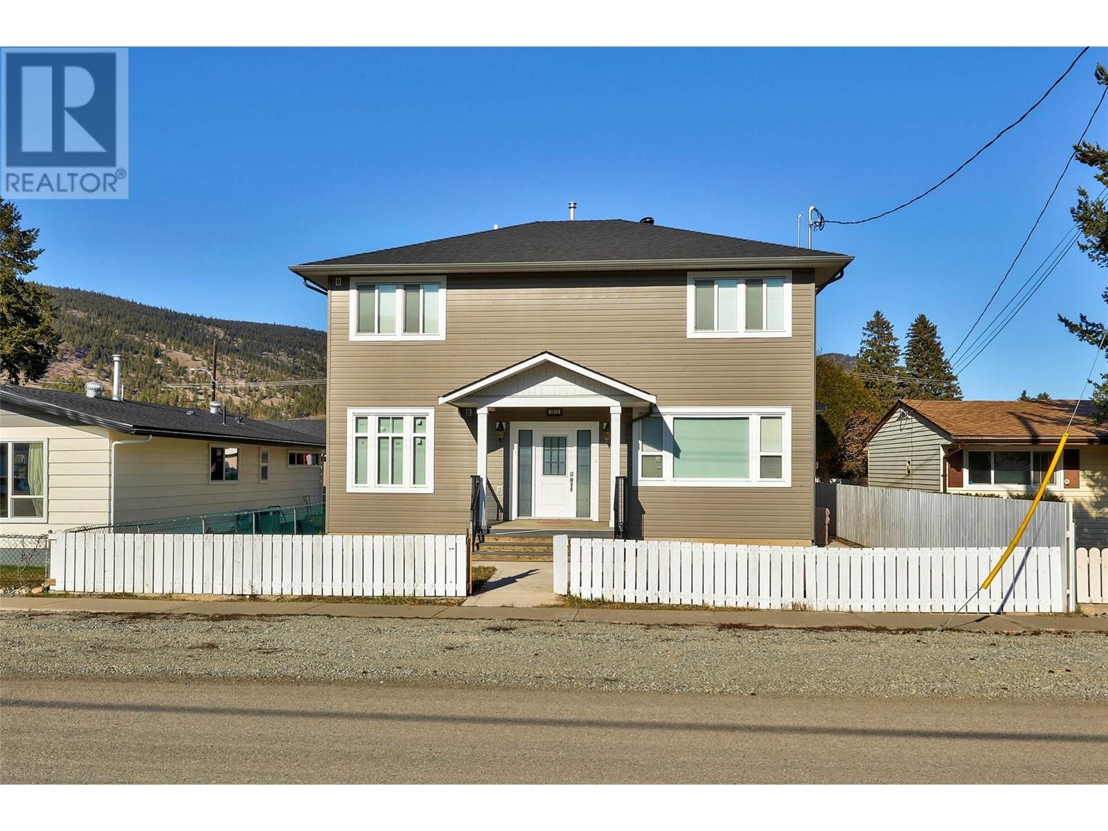 1613 Canford Ave, Merritt, BC V1K 1R6
