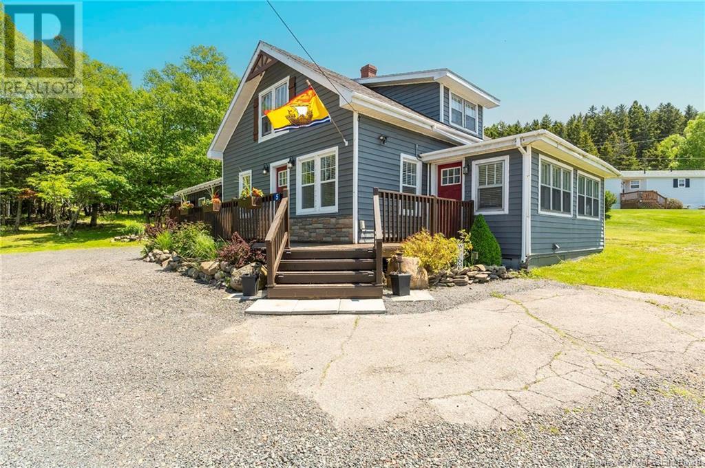 5 Wallace Cove Rd, Blacks Harbour, NB E5H 1G9