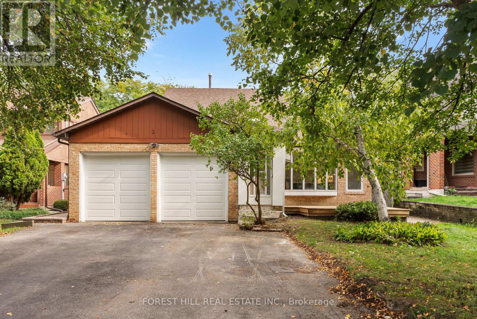 3 Saunders Ln, Markham, ON L3T 5K3