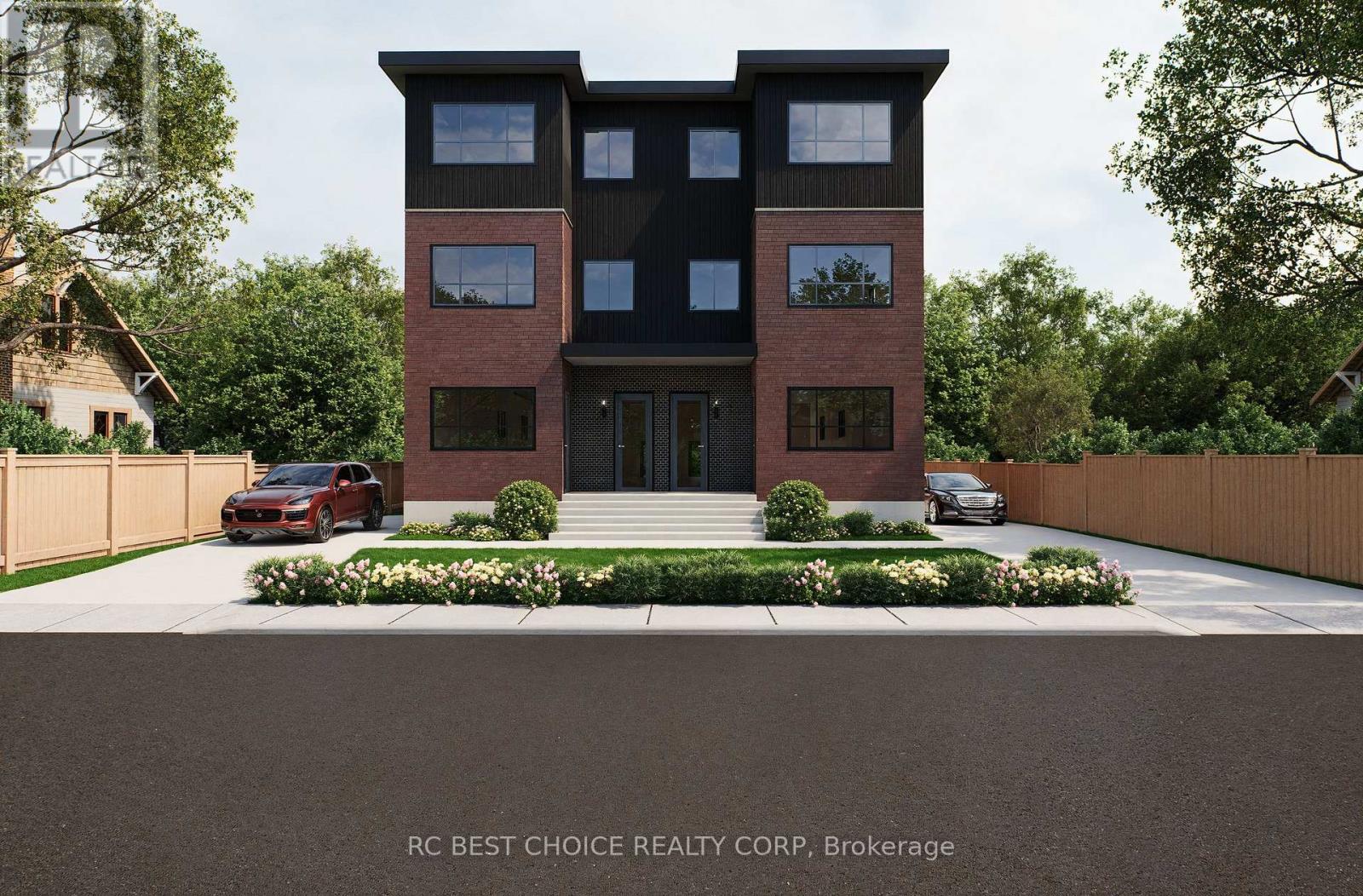 108 Briscoe St E, London, ON N6C 1X2