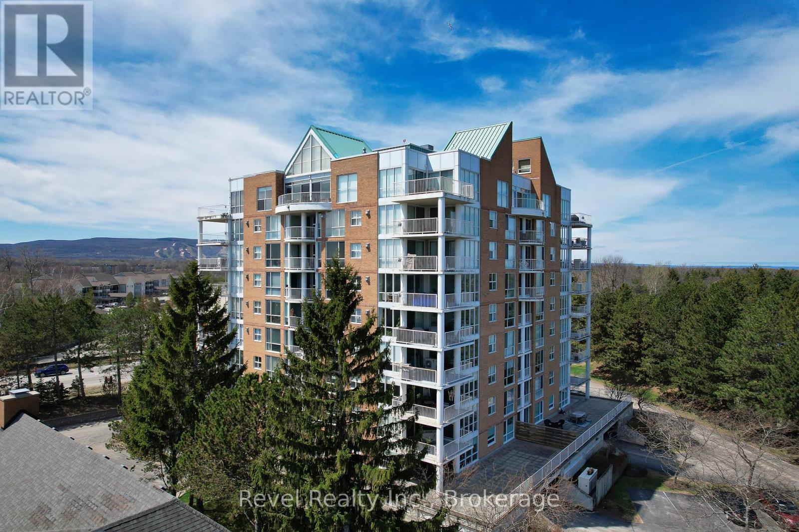 305 24 Ramblings Way, Collingwood, ON L9Y 5S7