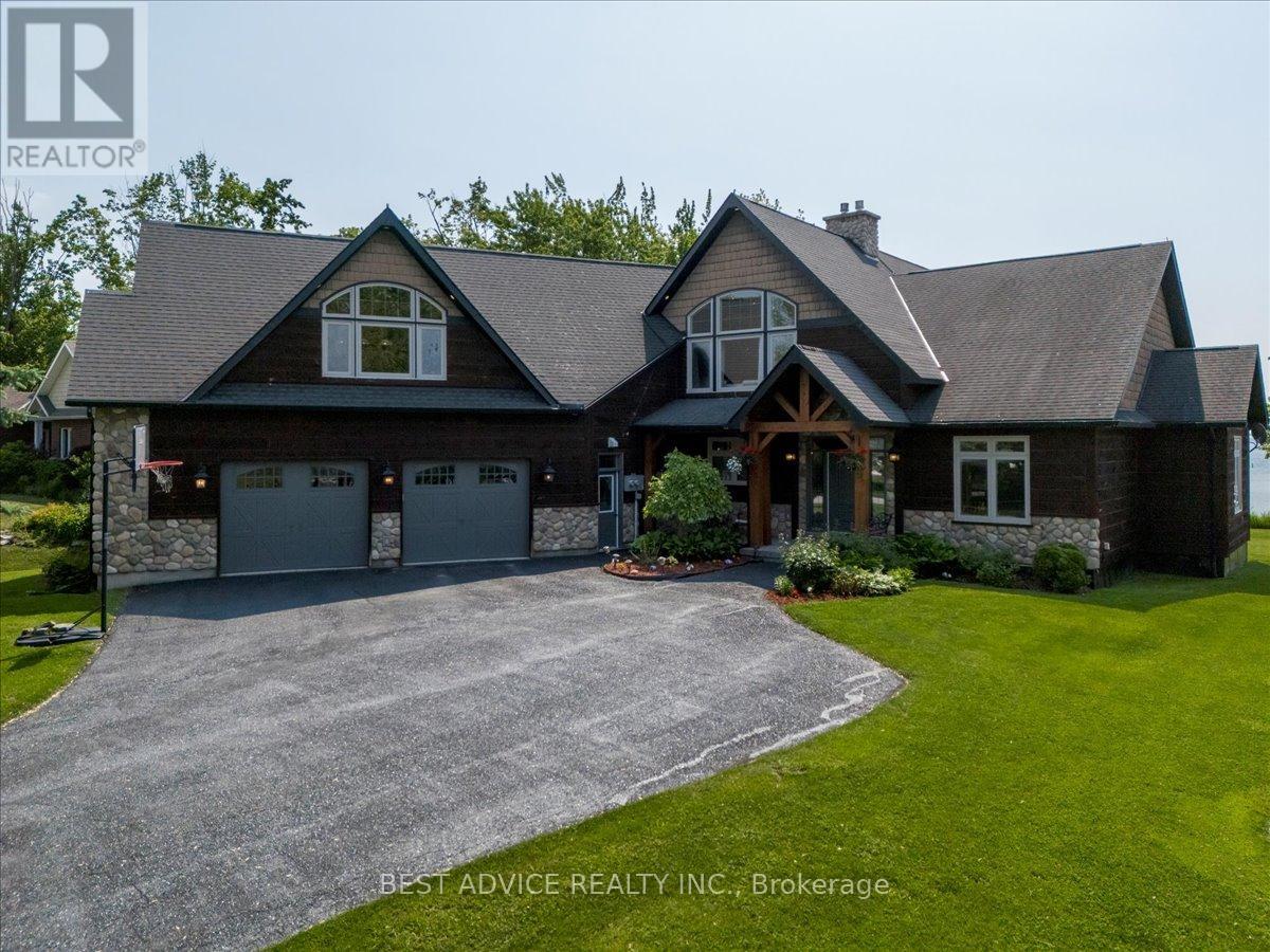 9 Fernwood Ln, Ramara, ON L0K 1B0