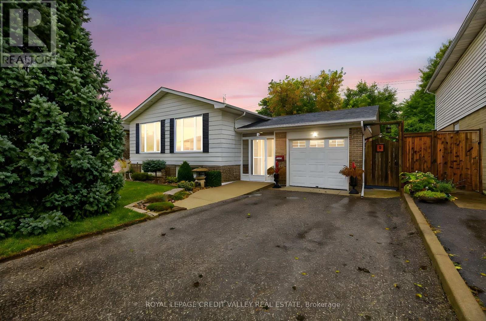 23 Caldwell Cres, Brampton, ON L6W 1A2