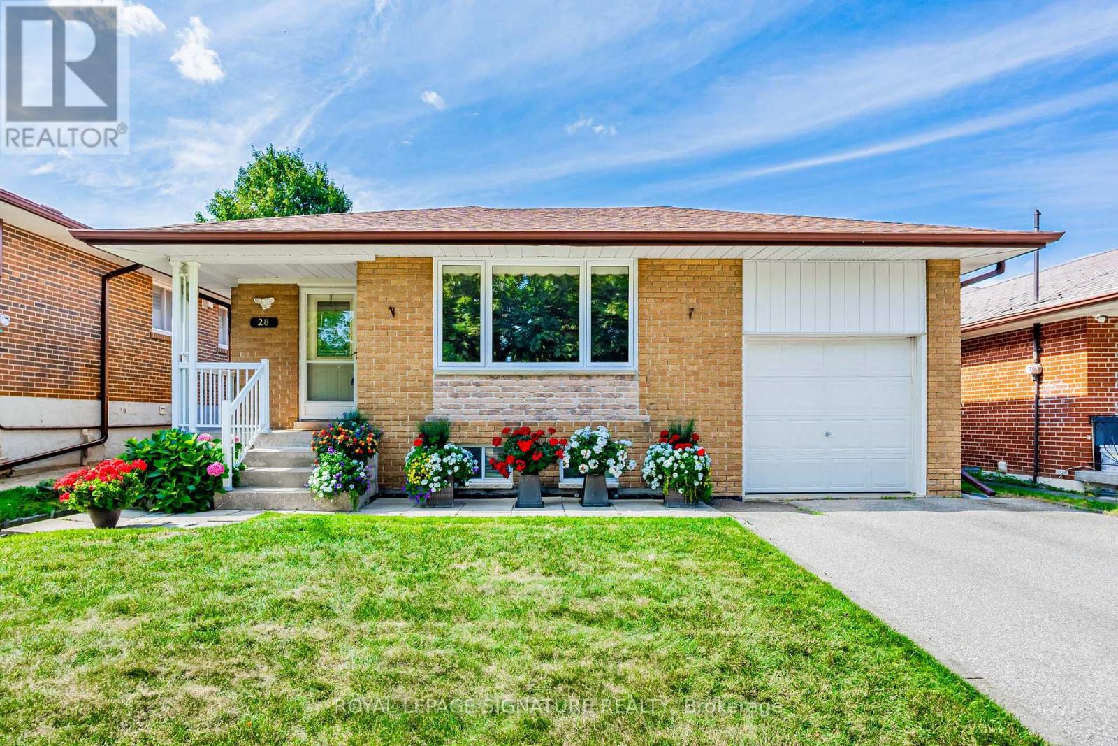 28 Sedgemount Dr, Toronto Woburn, ON M1H 1X3