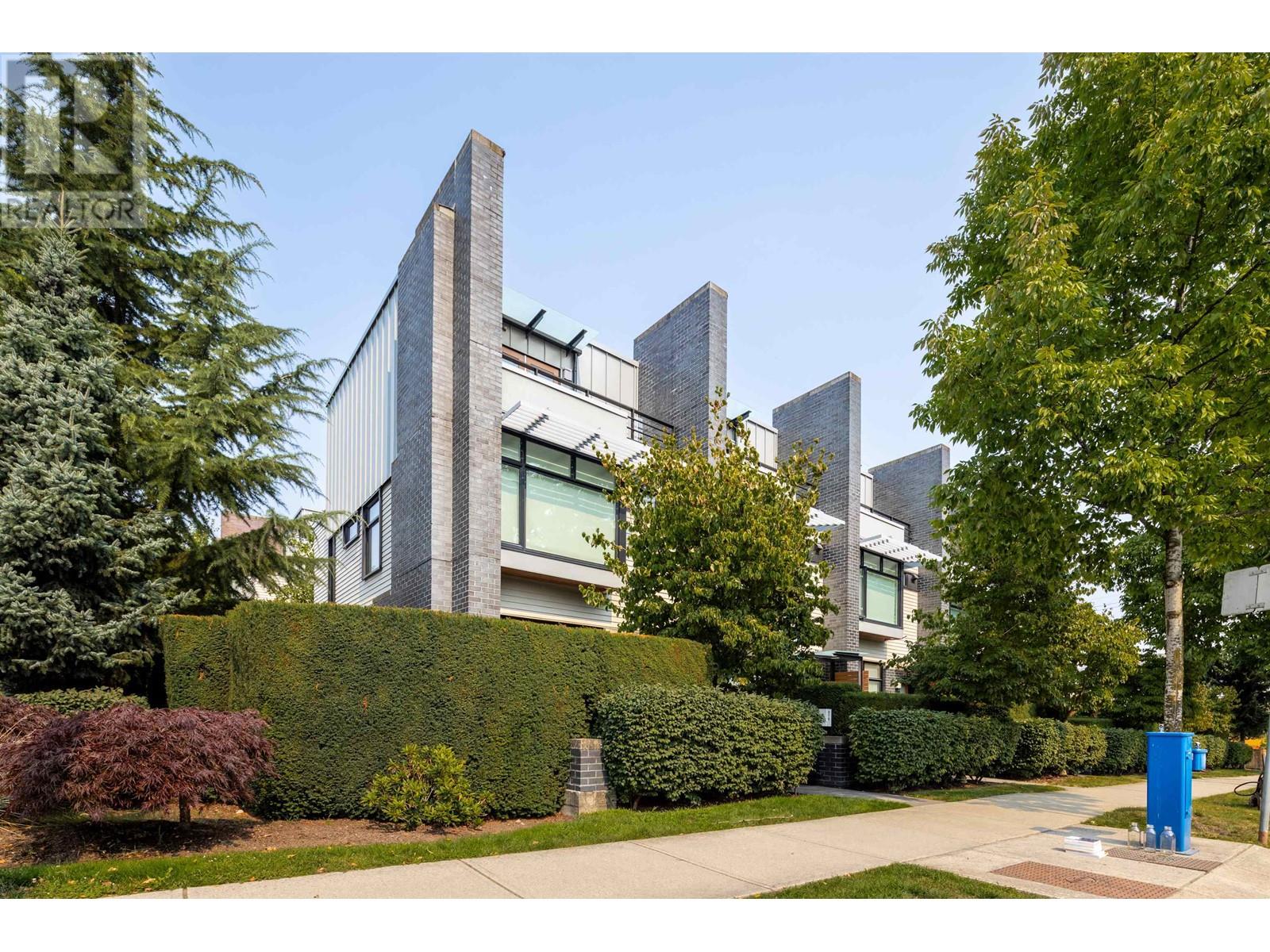 979 W 46th Ave, Vancouver, BC V5Z 2R6