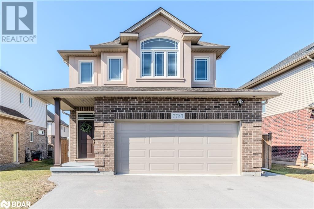 7787 Hanniwell St, Niagara Falls, ON L2G 0H5
