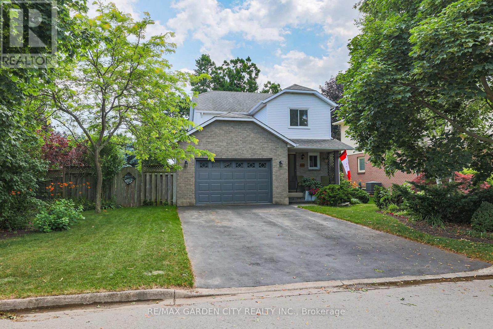4542 Ivy Gardens Cres, Lincoln Beamsville, ON L3J 0B3