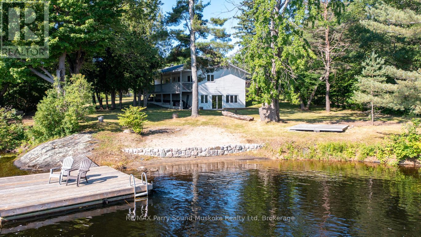 149 William St, Parry Sound, ON P2A 1W3