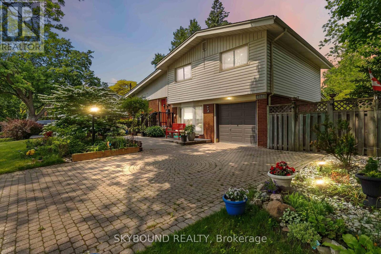 1031 Marley Cres, Burlington, ON L7T 3S3