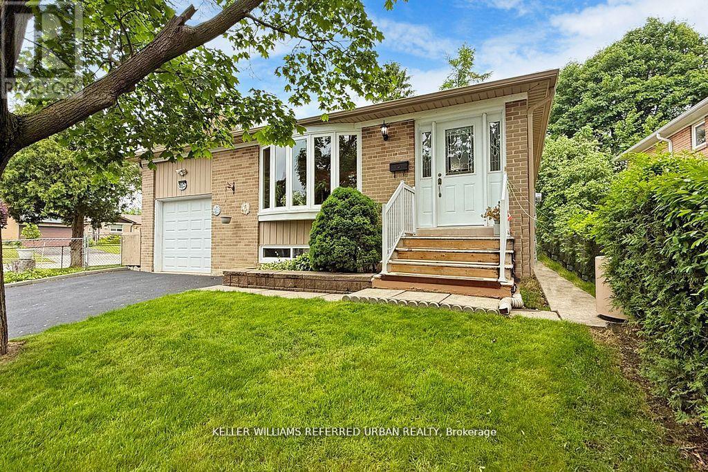 11 Midcroft Dr, Toronto Agincourt South-malvern West, ON M1S 1W9