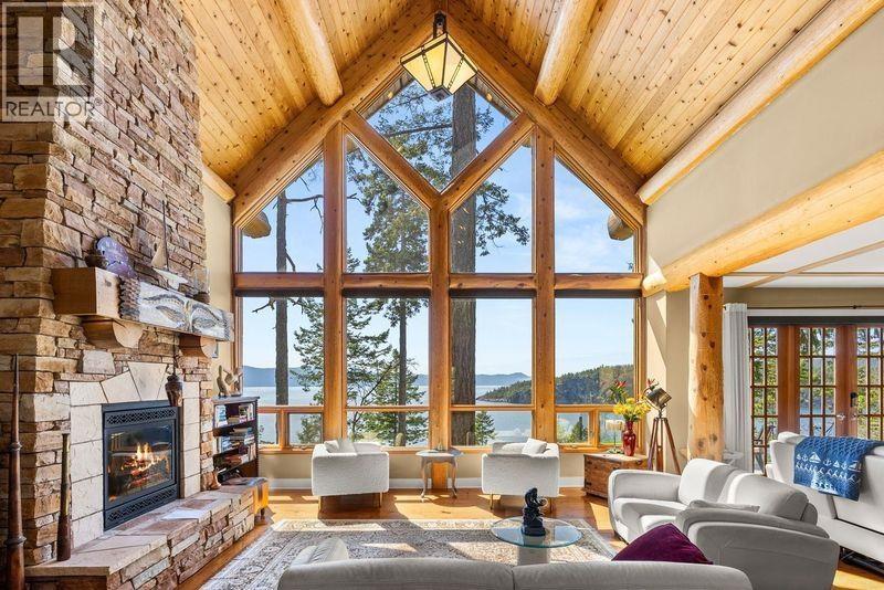 13543 Sakinaw Dr, Garden Bay, BC V0N 1S1