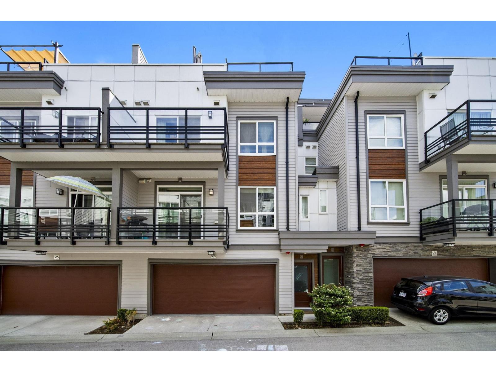 7947 209 Street Unit 25, Langley, BC V2Y 2C8