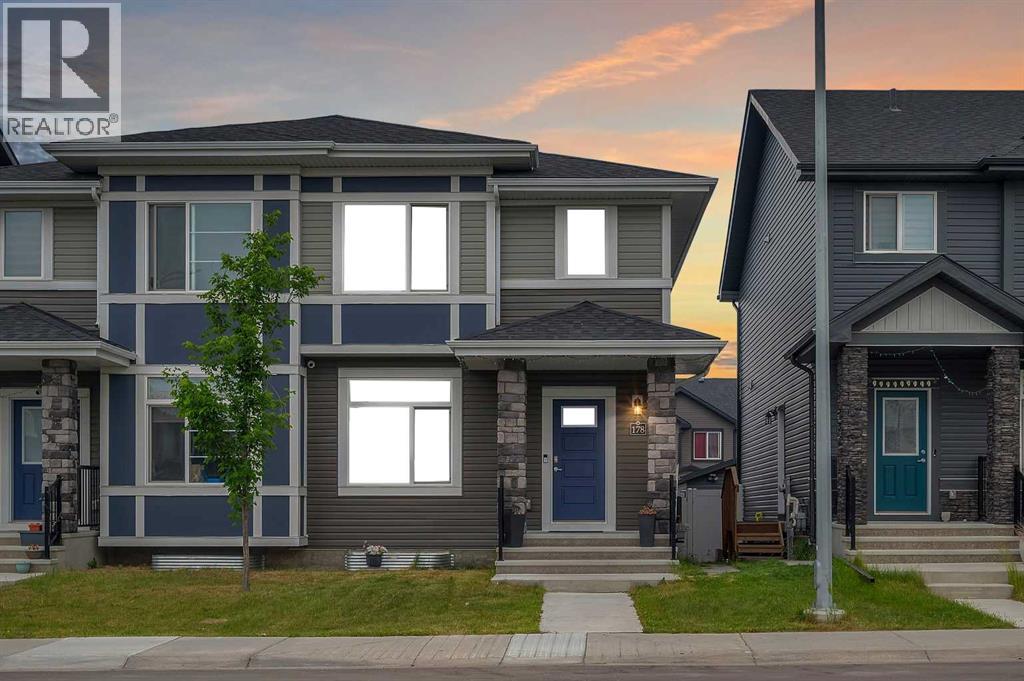 178 Savanna Park NE, Calgary, AB T3J 0Y5