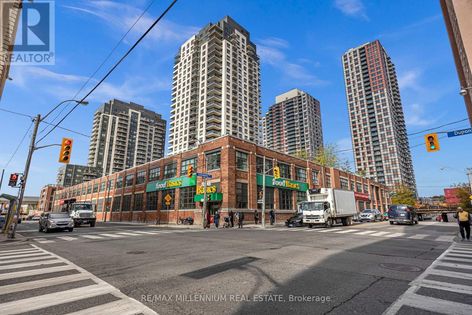 908 1410 Dupont St, Toronto, ON M6H 0B6