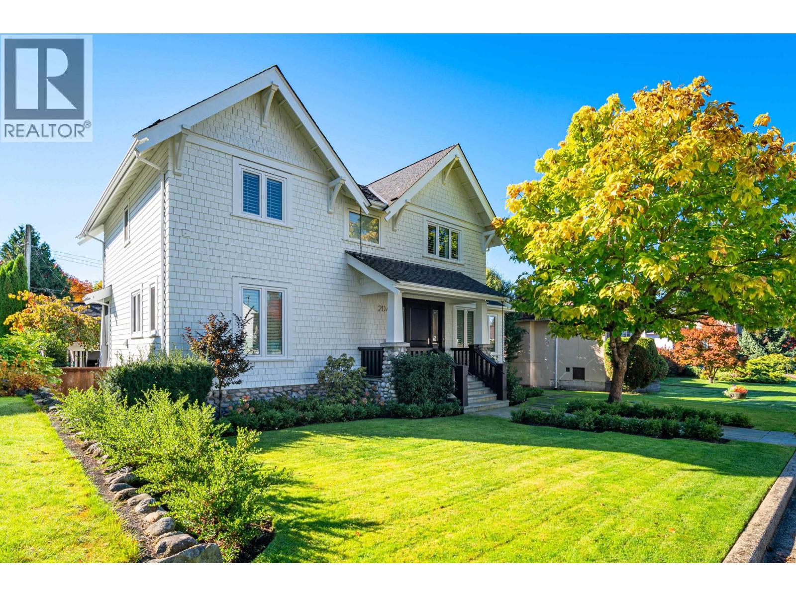 2040 W 58th Ave, Vancouver, BC V6P 1X4