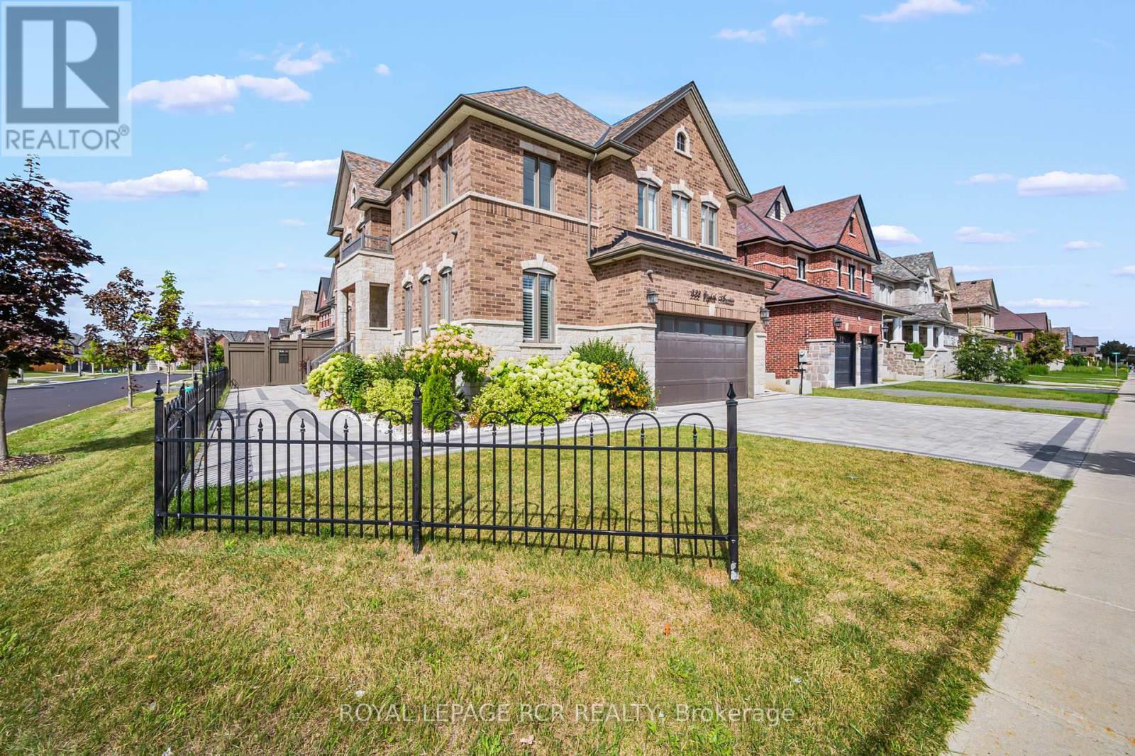 222 Eight Ave, New Tecumseth, ON L9R 1Z6
