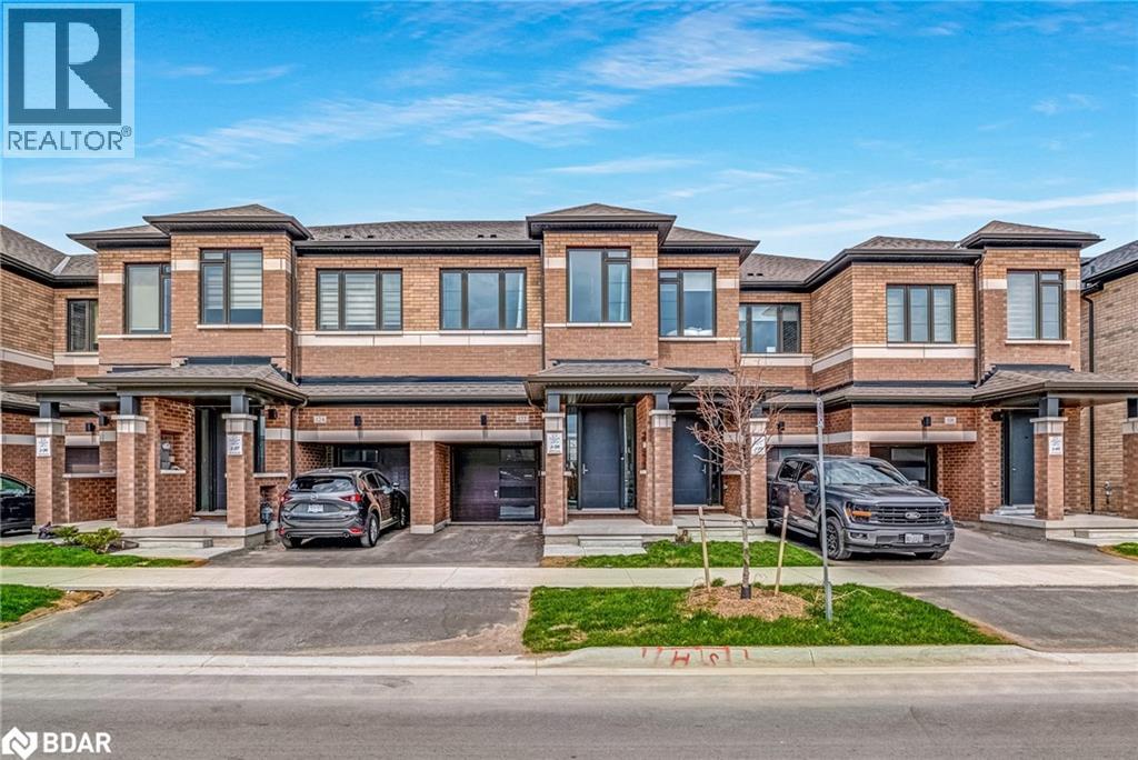 122 Turnberry Ln, Barrie, ON L9J 0M3
