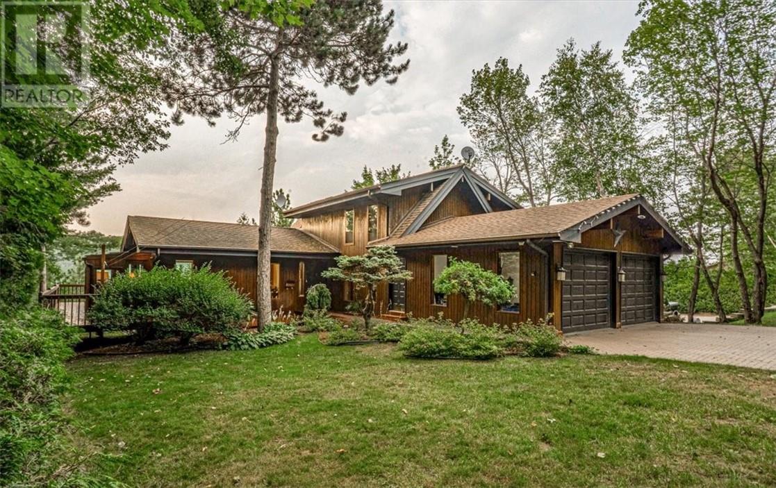 2542 S Shore Rd, Sudbury, ON P3G 1M3