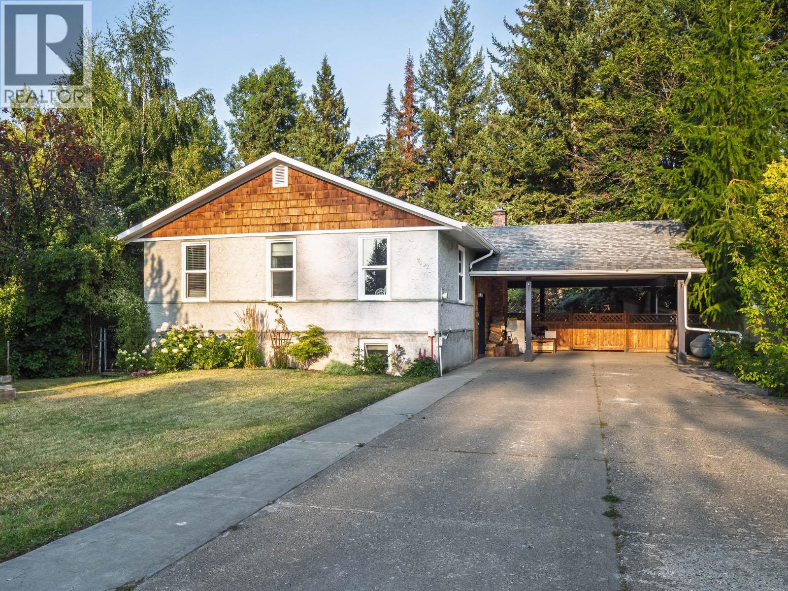 7602 Jean De Brebeuf Cres, Prince George, BC V2N 3P2
