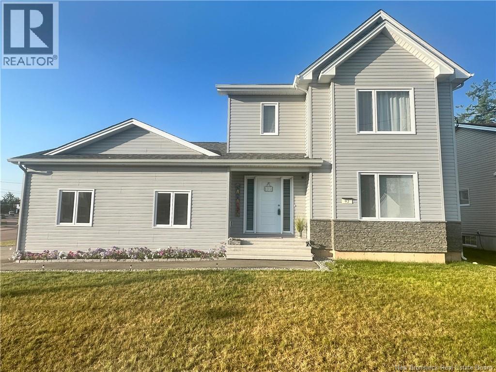 92 Satara Dr, Moncton, NB E1G 6G3
